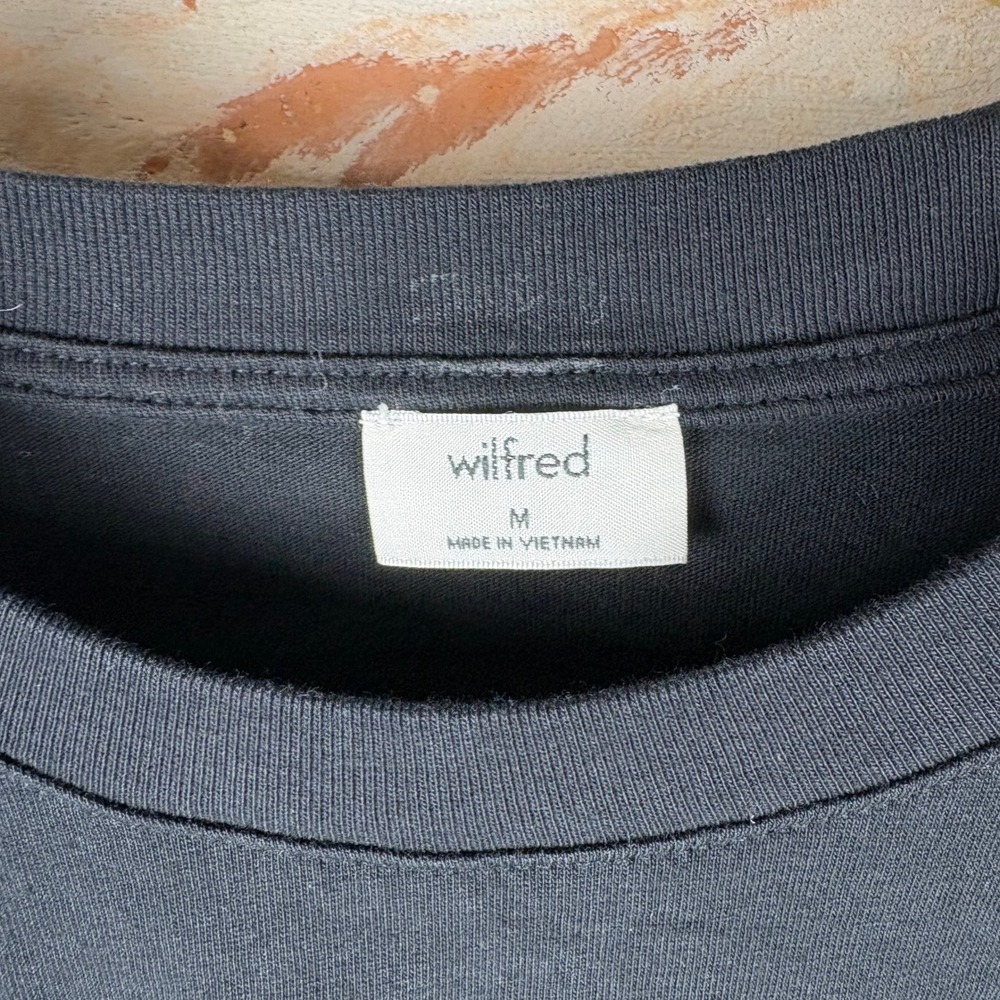 Wilfred Aritzia Black Cropped Crew Neck T-Shirt Elastic Hem Boxy Casual Tee M - Picture 2 of 7